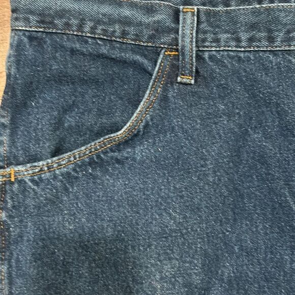 Men’s Rustler jeans preowned. 100% Cotton.  Sturdy jeans Sz 42 X 32. - Picture 2 of 4